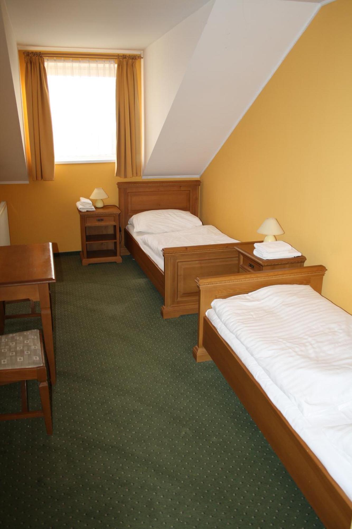 Hotel Boucek Mochov Exterior photo